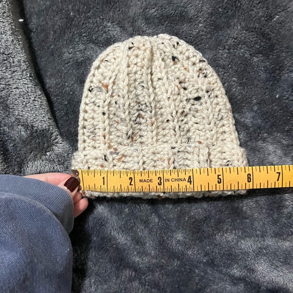 Baby beanie - Picture 4 of 7